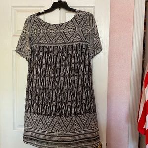 Avon Black Geo Print Dress. Brand New, Never Worn. Size XL. 100% Polyester